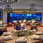Dom Zdrojowy & - Destigo Hotel 4*