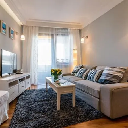 Hotel Dom Zdrojowy & - Destigo 4*