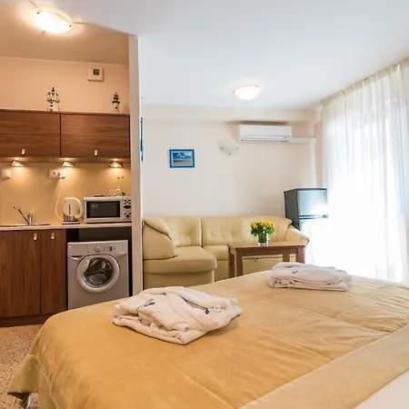 Hotel Dom Zdrojowy & - Destigo Jastarnia