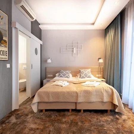 Hotel Dom Zdrojowy & - Destigo 4*