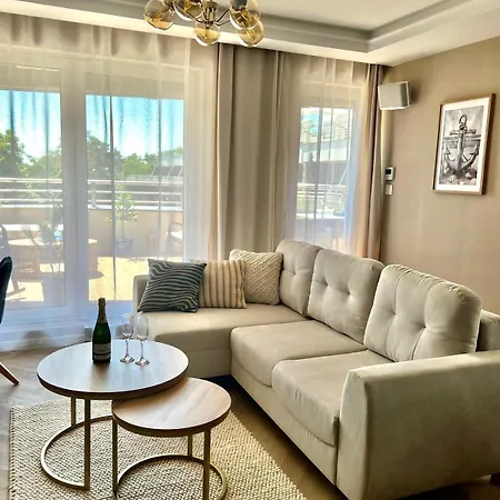 Dom Zdrojowy & - Destigo Hotel