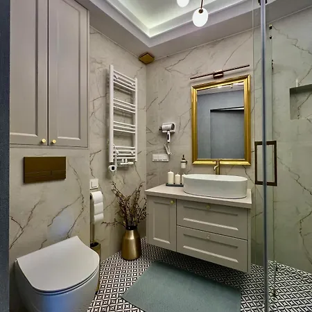 Dom Zdrojowy & - Destigo Hotel 4*
