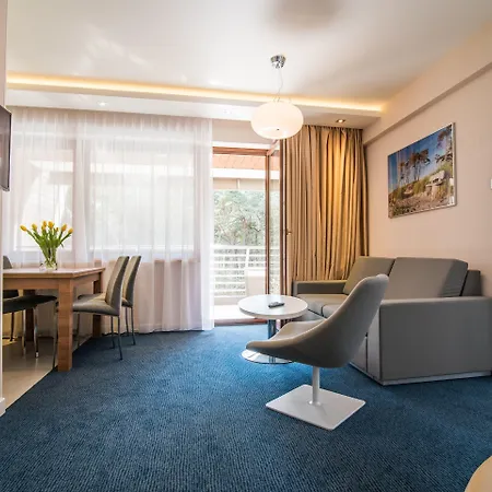 Hotel Dom Zdrojowy & - Destigo Jastarnia