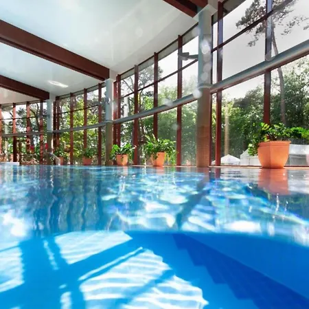 Hotell Dom Zdrojowy & - Destigo 4*