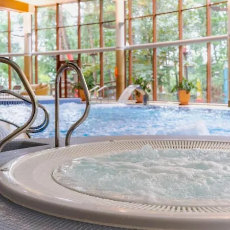 Hotell Dom Zdrojowy & - Destigo Jastarnia