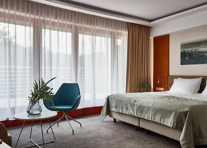 Hotell Dom Zdrojowy & - Destigo 4*