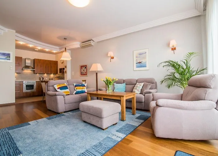 Dom Zdrojowy & - Destigo