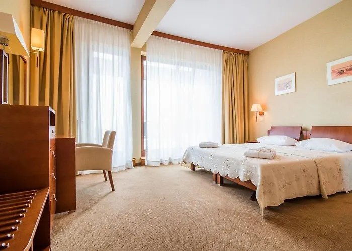 Dom Zdrojowy & - Destigo Hotel 4*