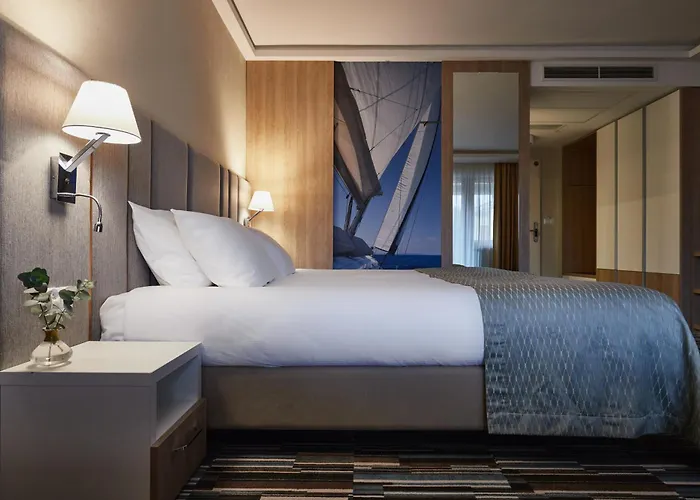 Dom Zdrojowy & - Destigo Hotel 4*