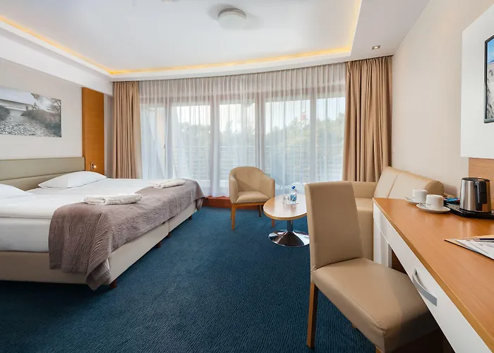 Hotell Dom Zdrojowy & - Destigo Jastarnia