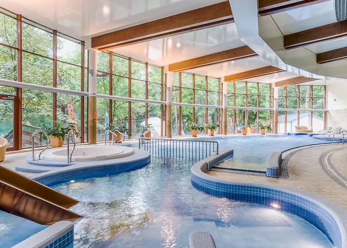 Hotel Dom Zdrojowy & - Destigo 4*